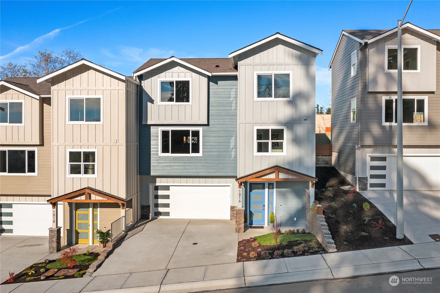 Property Photo:  1826 25th Street 2  WA 98290 