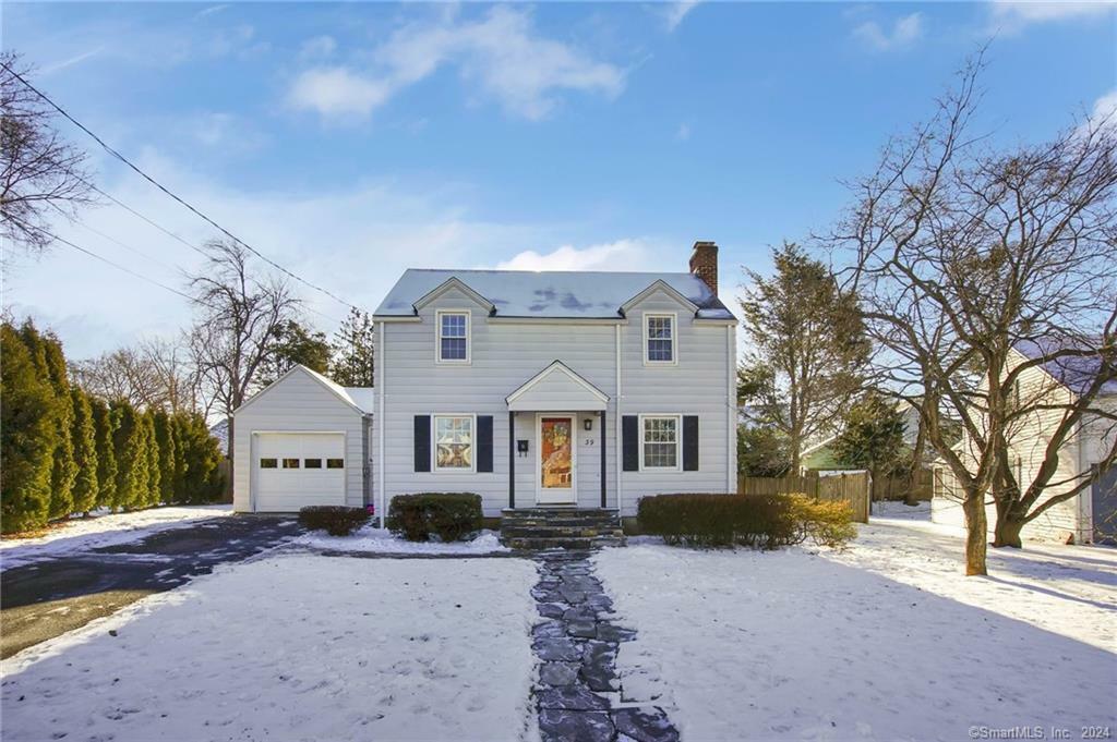 39 Gifford Road  West Hartford CT 06119 photo