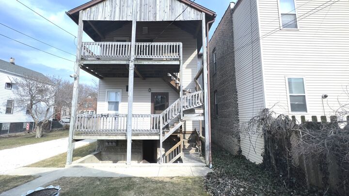 Property Photo: 3322-26-28 S Parnell Avenue IL 60616