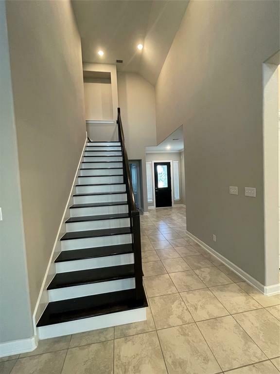 Property Photo:  715 W Point Drive  TX 77583 