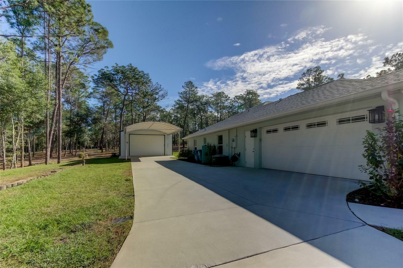 Property Photo:  5488 Boatwrite Road  FL 34609 