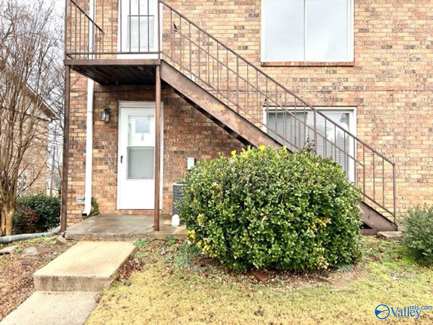 2016 Hobbs Road 8  Huntsville AL 35803 photo