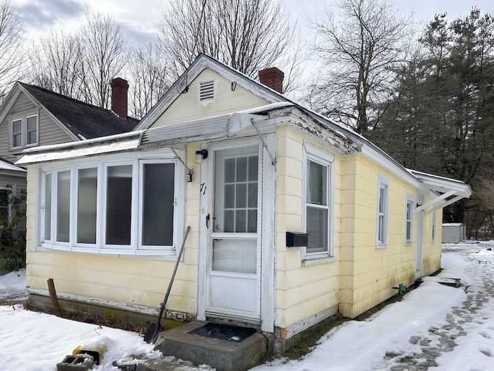 Property Photo:  71 North Street  NH 03452 