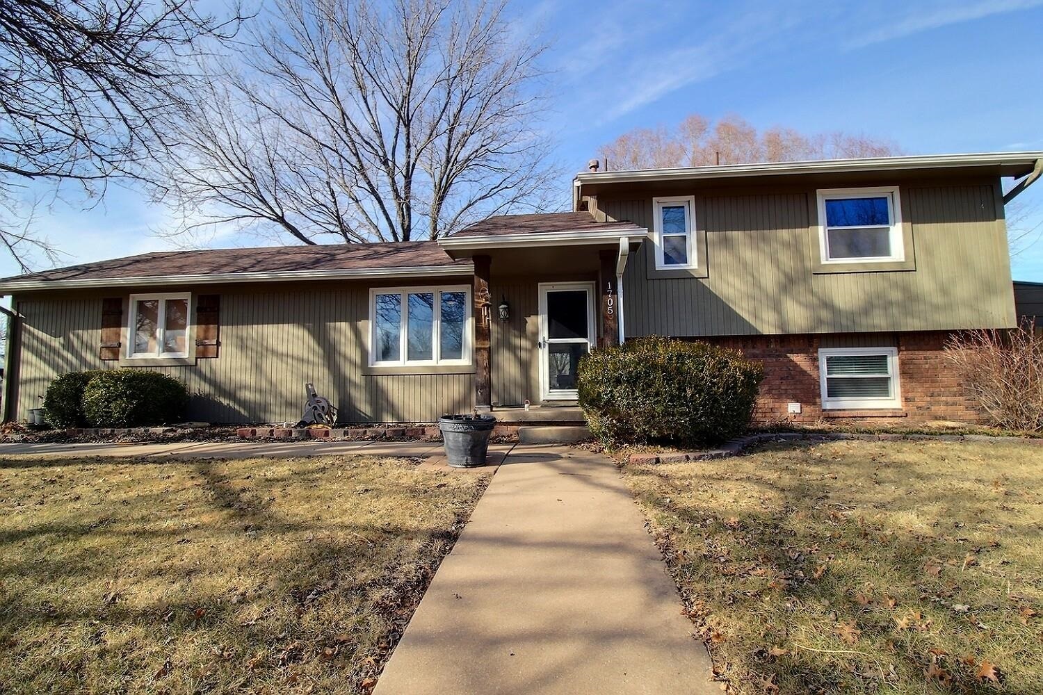 Property Photo:  1705 N Baltimore Ave  KS 67037 