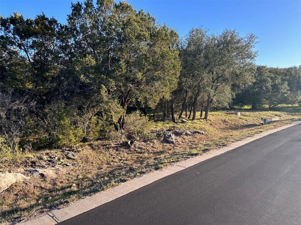 Property Photo: 40035B Hi Ridge Road TX 78657