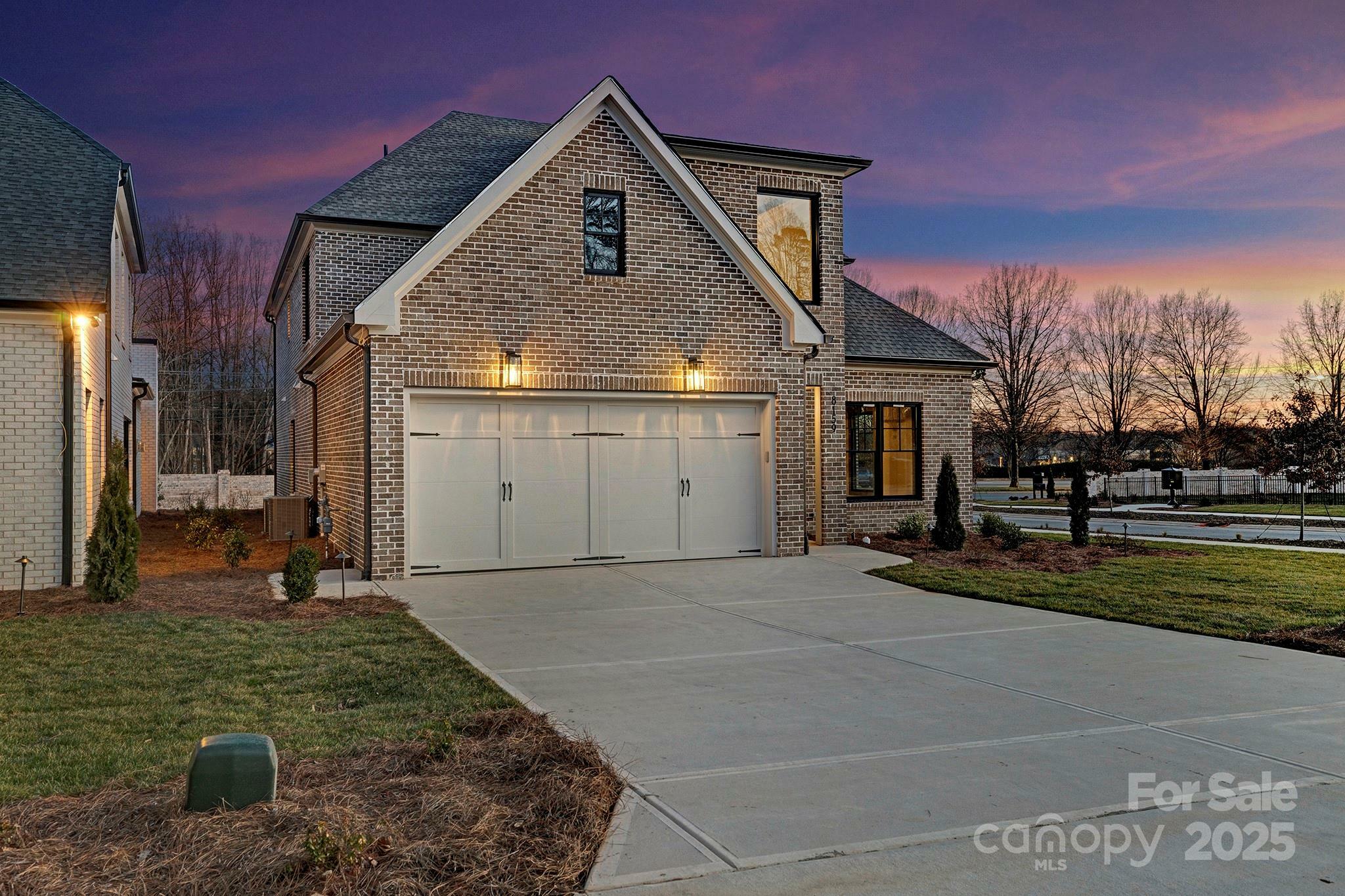 Property Photo: 8159 Fairview Road NC 28226