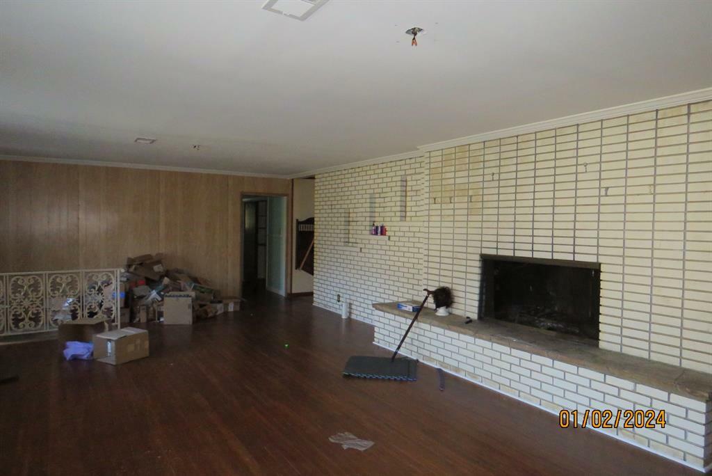 Property Photo:  3211 Canal Avenue  TX 77619 