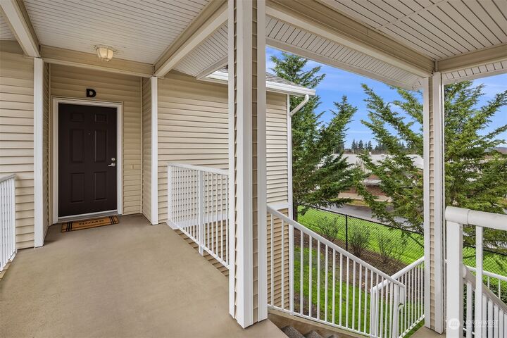 Property Photo:  1107 59th Street SE D  WA 98092 