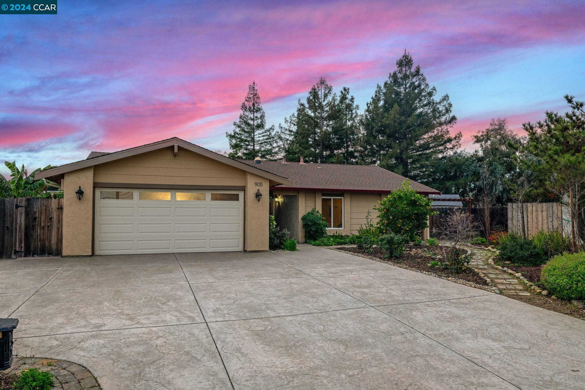 Property Photo:  905 Meadowvale Ct  CA 94553 