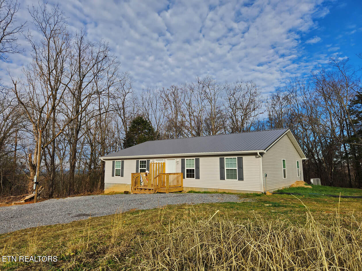 Property Photo:  522/526 Country Line Rd  TN 37725 