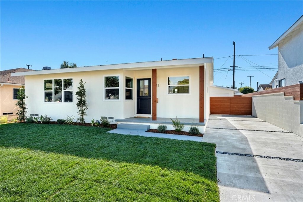 Property Photo:  4812 Laurette Street  CA 90503 