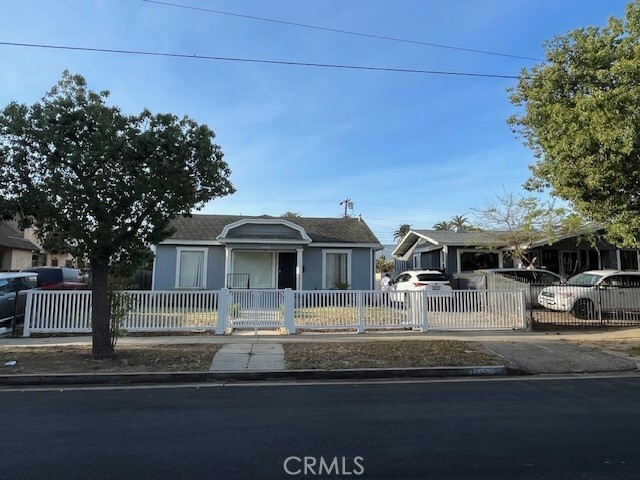 Property Photo:  1040 W 78th Street  CA 90044 