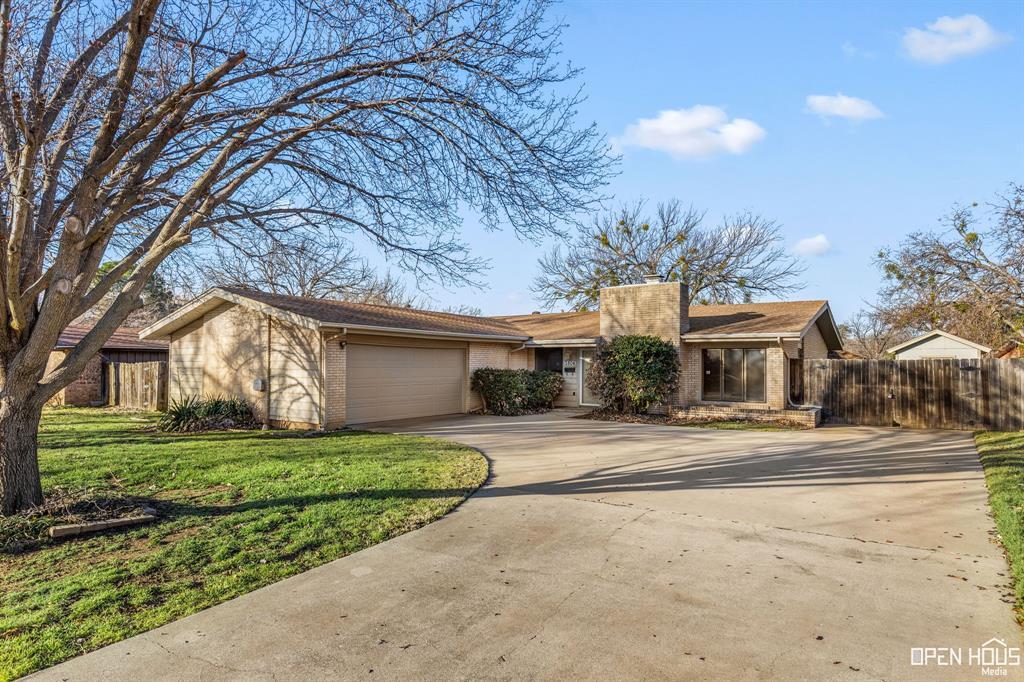Property Photo:  2804 Compton Road  TX 76309 
