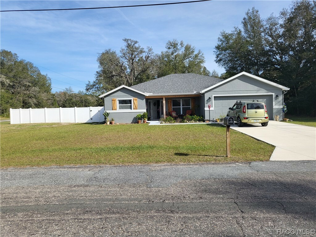 Property Photo:  8235 N Sarazen Drive  FL 34434 