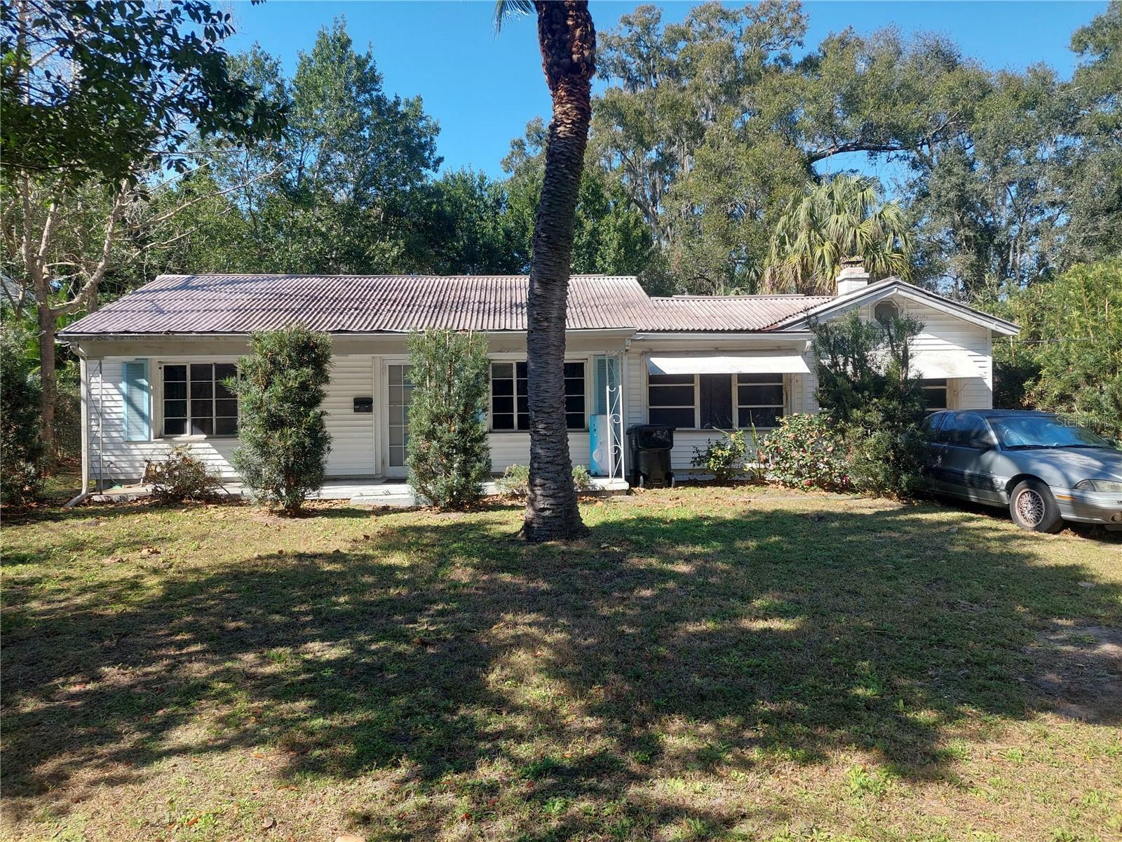 Property Photo:  854 Huntington Place  FL 32803 