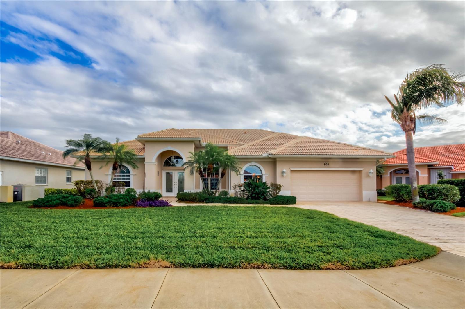 Property Photo: 804 Coral Bean Cove FL 34293
