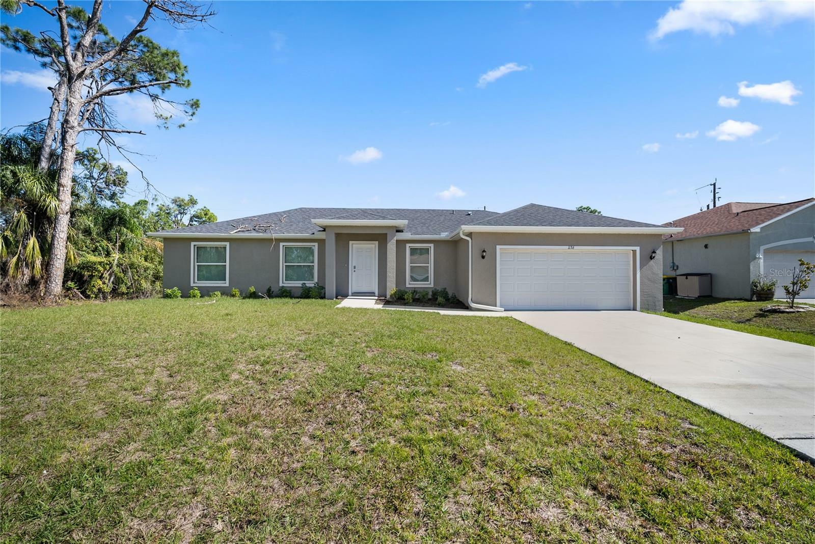 Property Photo:  1136 Cornelius Boulevard  FL 33953 