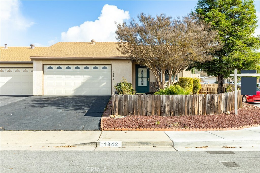 Property Photo:  1842 Ponderosa Lane  CA 93446 