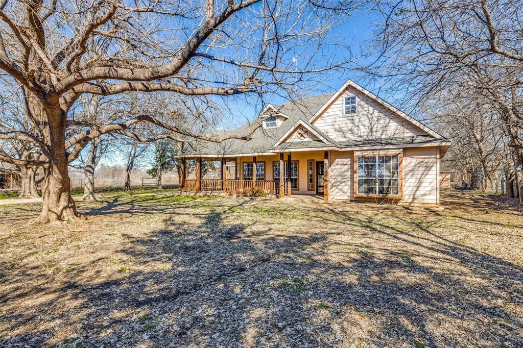 Property Photo:  1512 County Road 616  TX 76084 