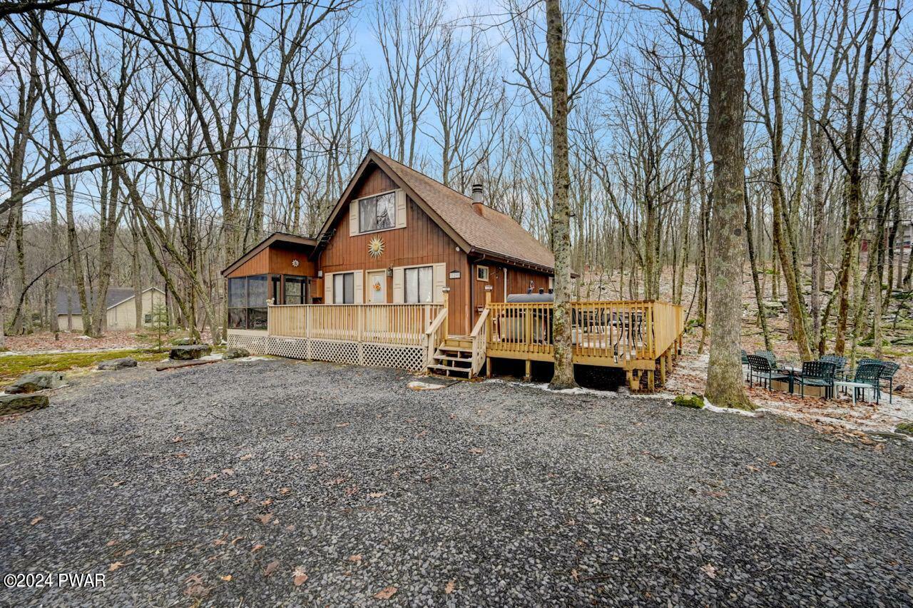 Property Photo:  129 Hickory Drive  PA 18428 