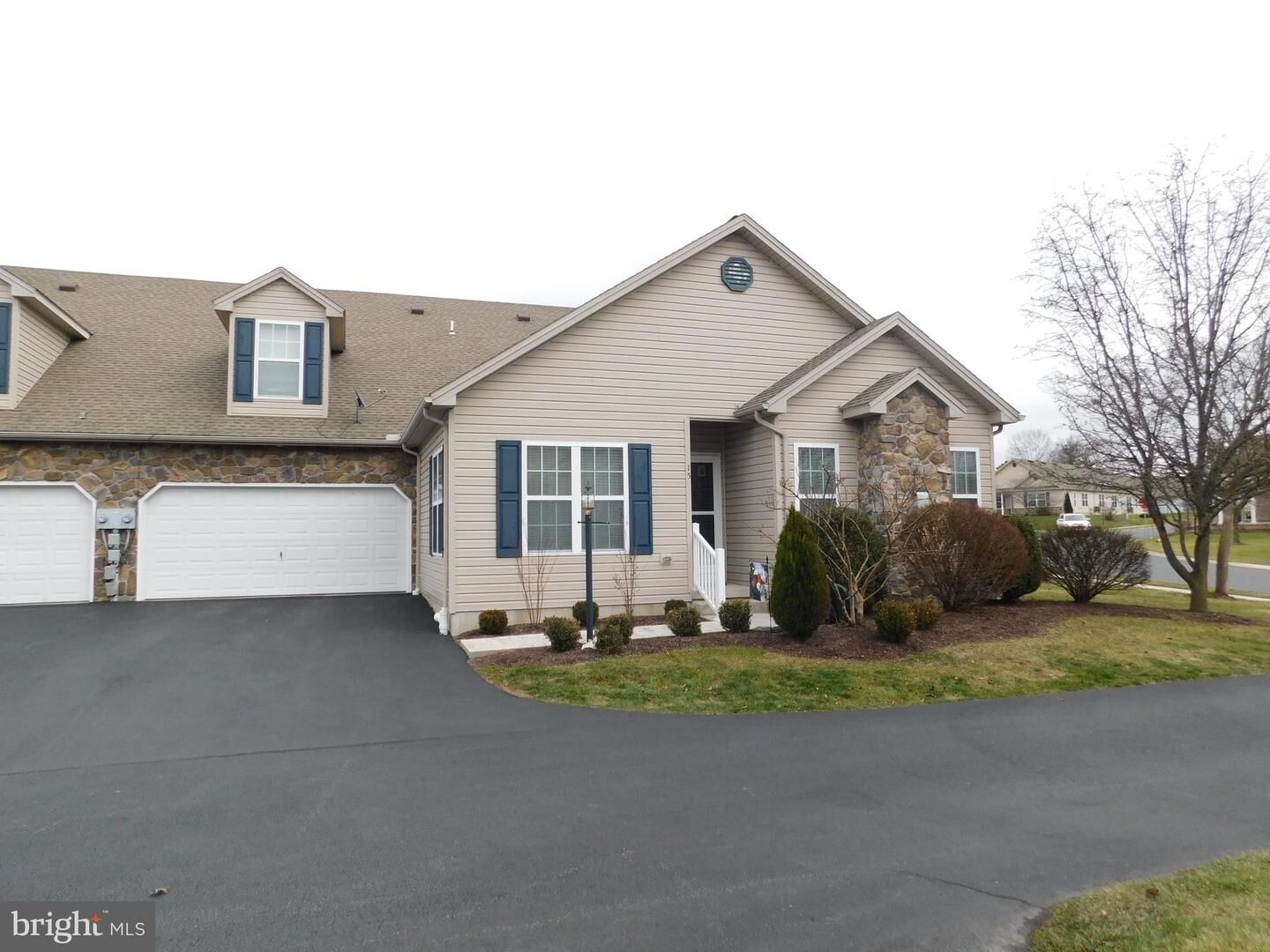 Property Photo:  15 Ivy Lane  PA 17325 