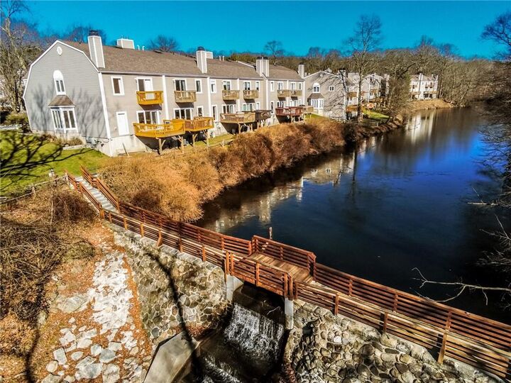 33 Spring Pond Drive  Ossining NY 10562 photo