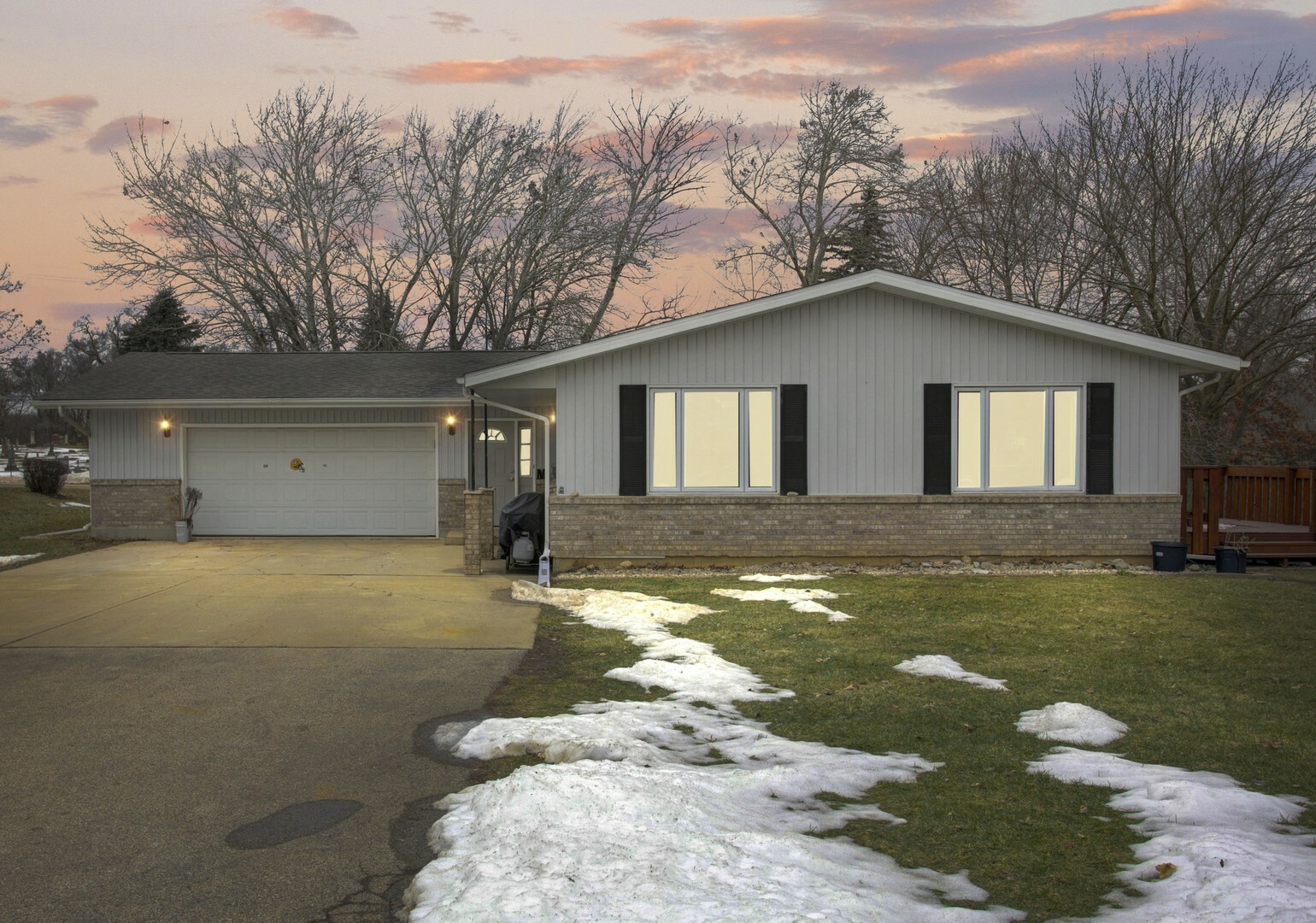 Property Photo:  11605 Wilmot Road  WI 53181 