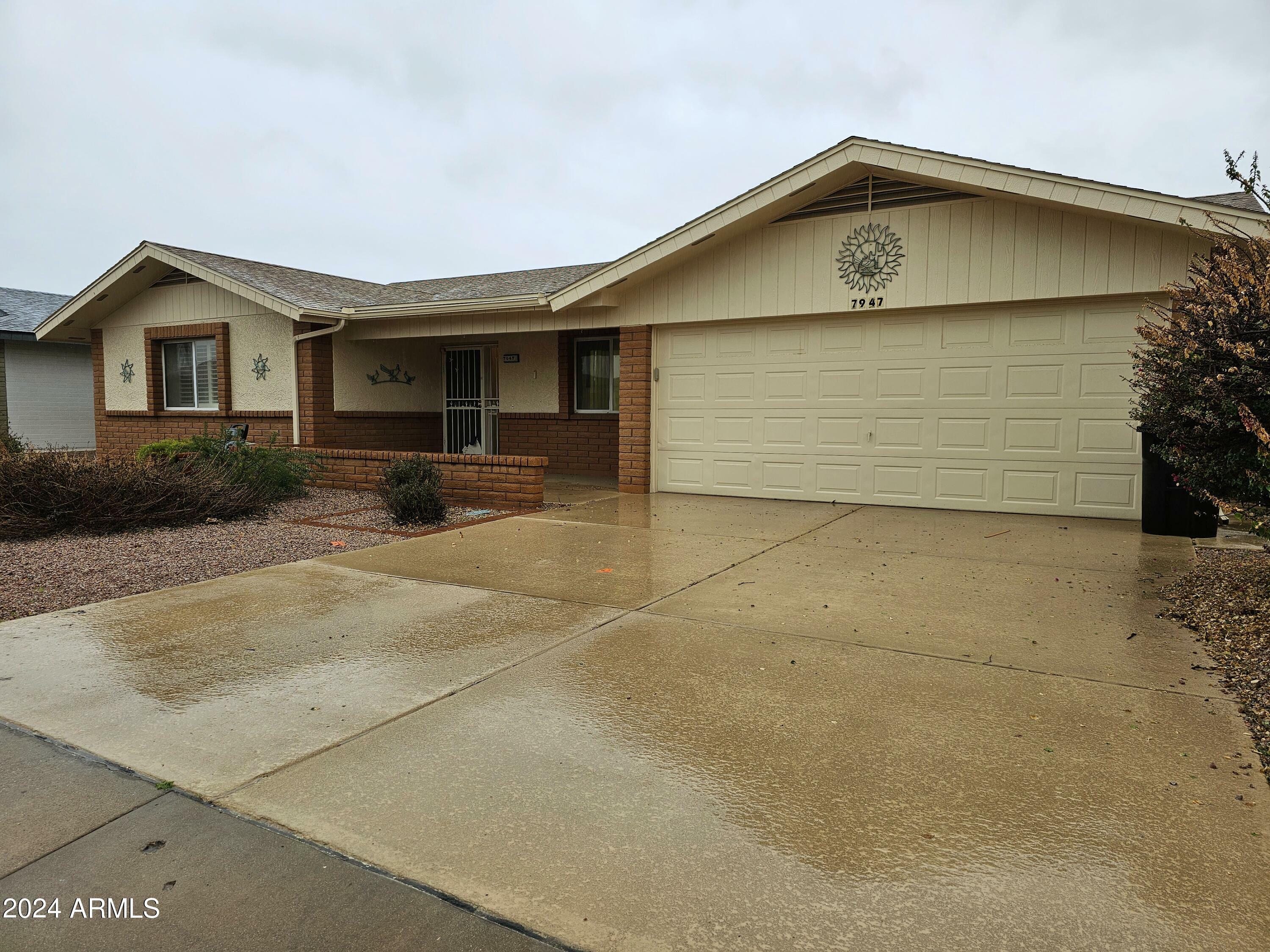 Property Photo: 7947 E Natal Avenue AZ 85209