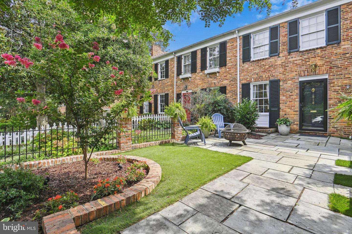 818 Green Street  Alexandria VA 22314 photo