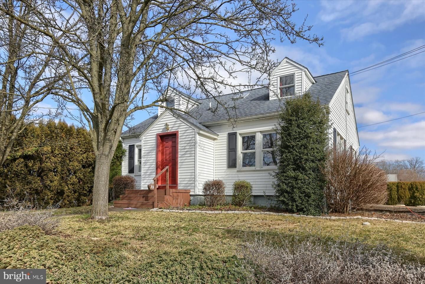 Property Photo: 710 S 2nd Street PA 17042