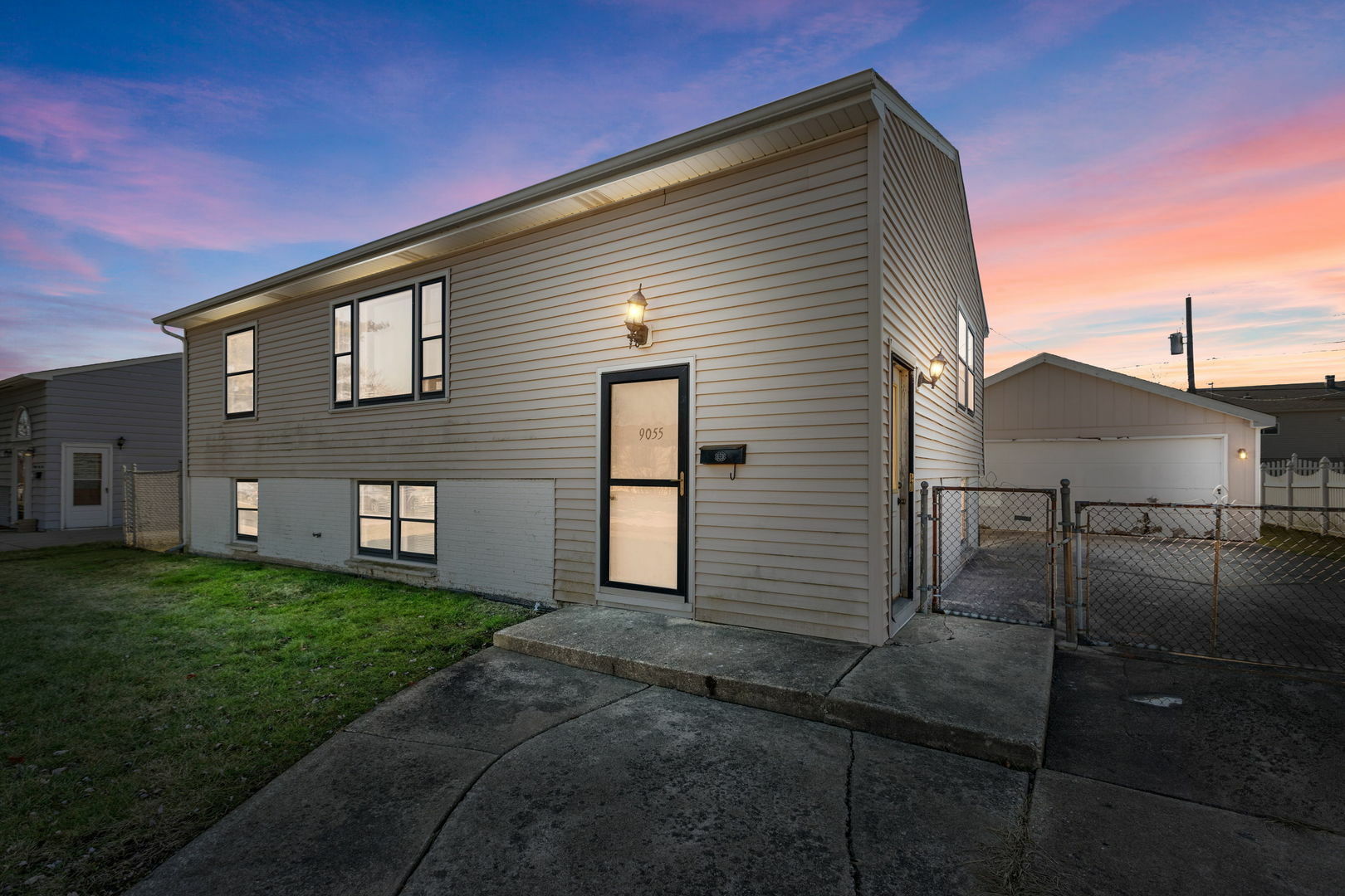 Property Photo: 9055 Fairway Drive IL 60462