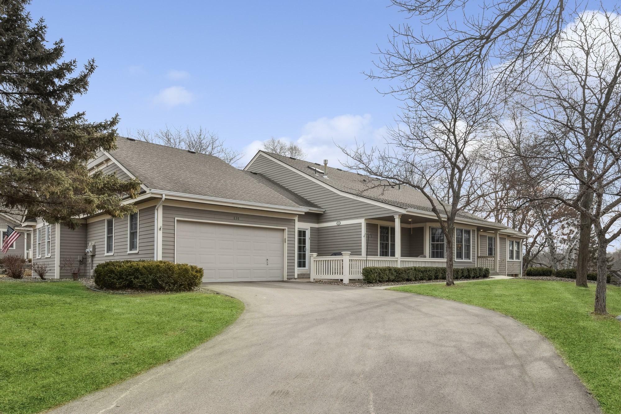 838 Ivy Lane  Eagan MN 55123 photo