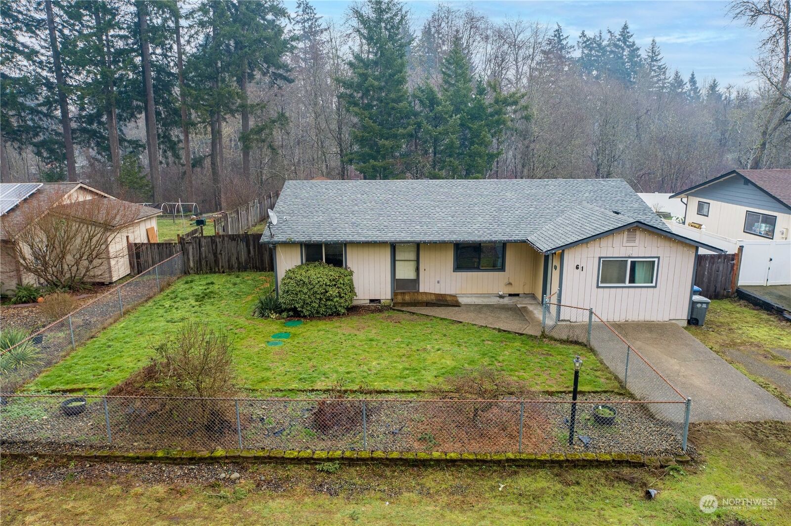 Property Photo:  61 E Fir Court  WA 98584 