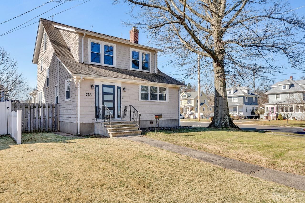 Property Photo:  723 N Washington Avenue N  NJ 08812 