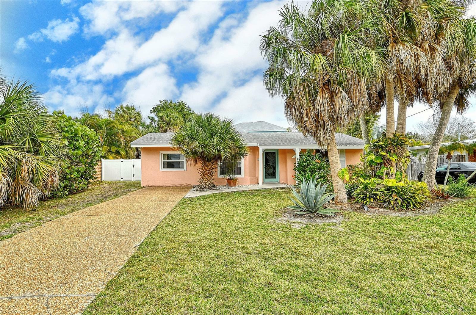 437 Island Circle  Sarasota FL 34242 photo