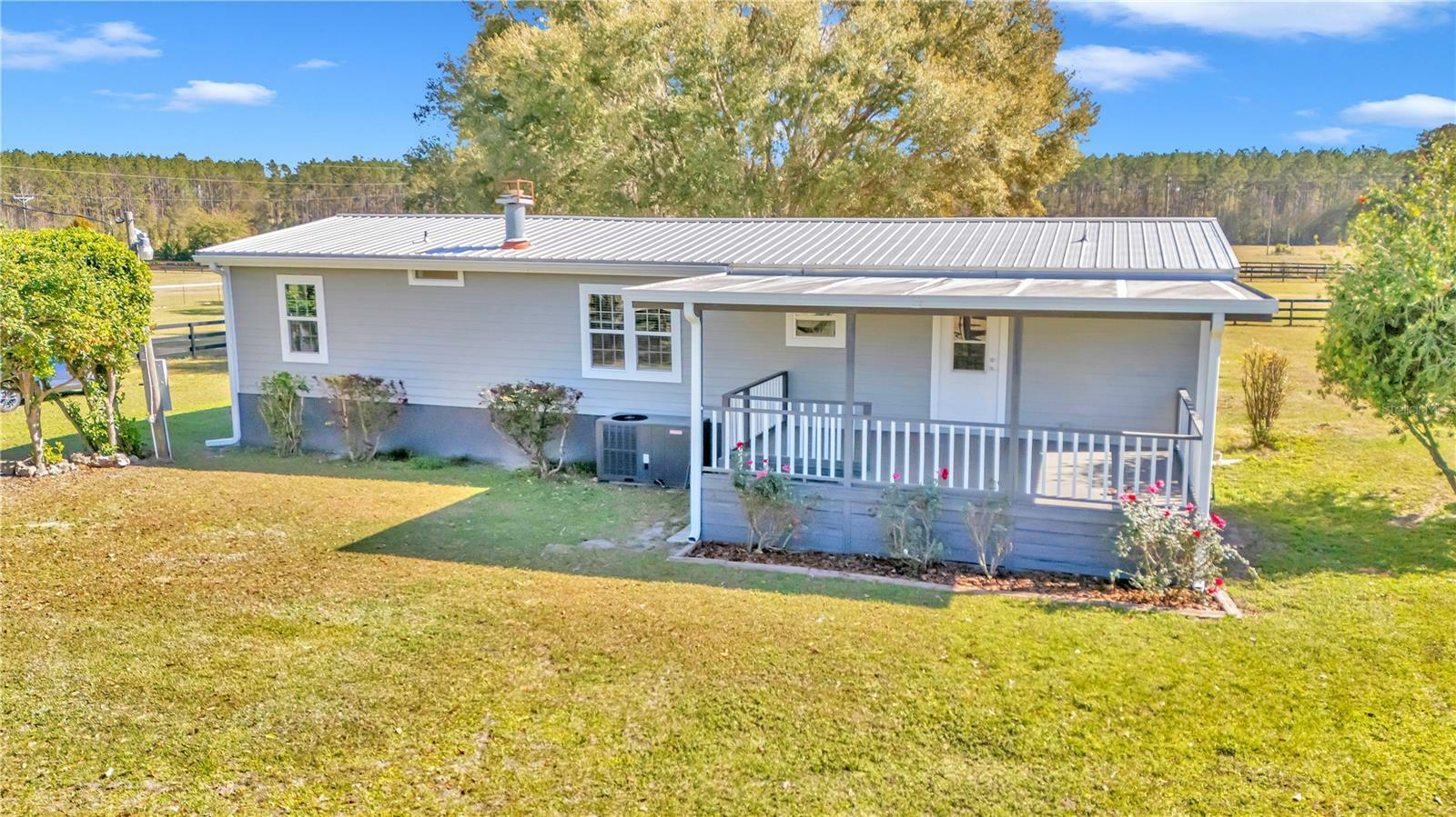 Property Photo:  16740 NW 120th Avenue Road  FL 32686 