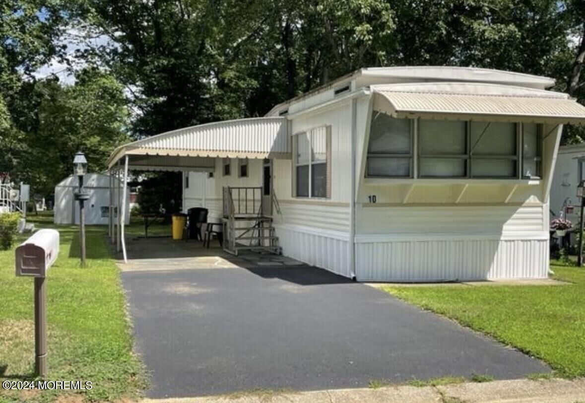 Property Photo: 10 Helen Avenue NJ 08527