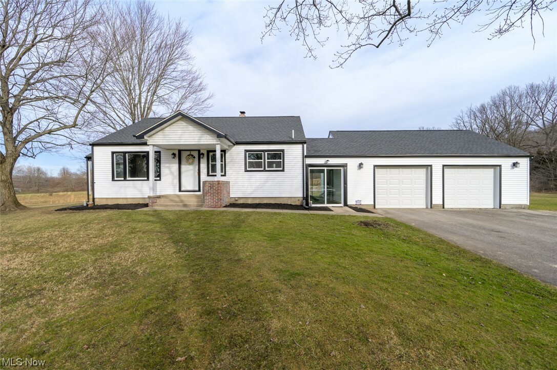 Property Photo:  7963 E East Liberty St.  OH 44425 