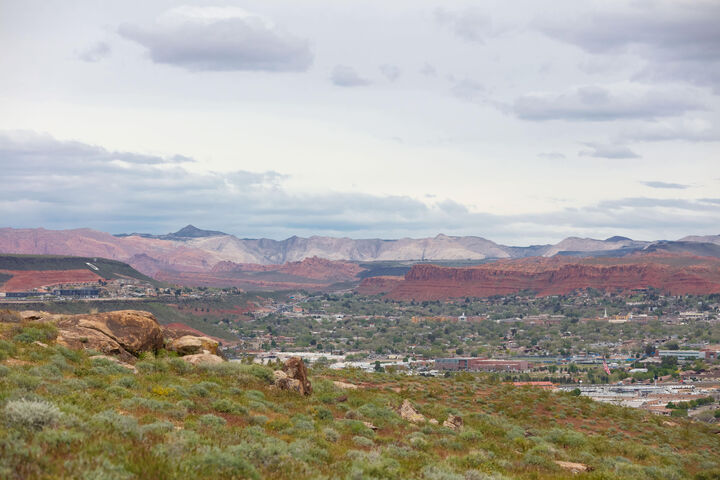 Property Photo: The Estates At Copper Ridge UT 84790