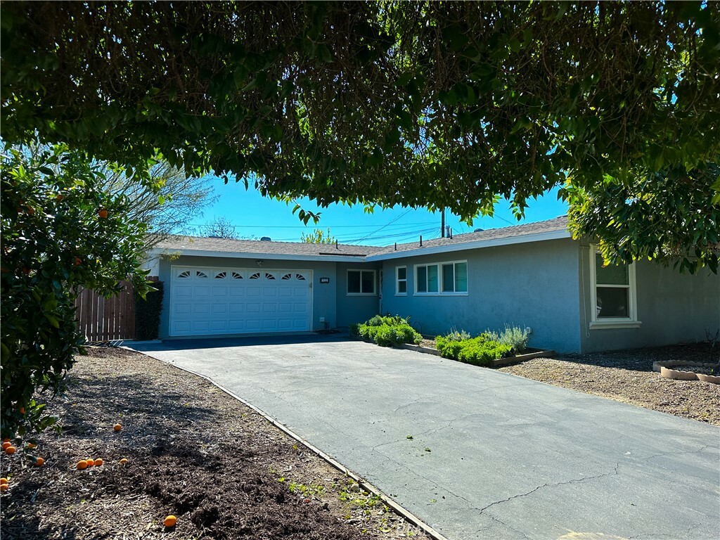 Property Photo:  1122 Carmanita Avenue  CA 91767 