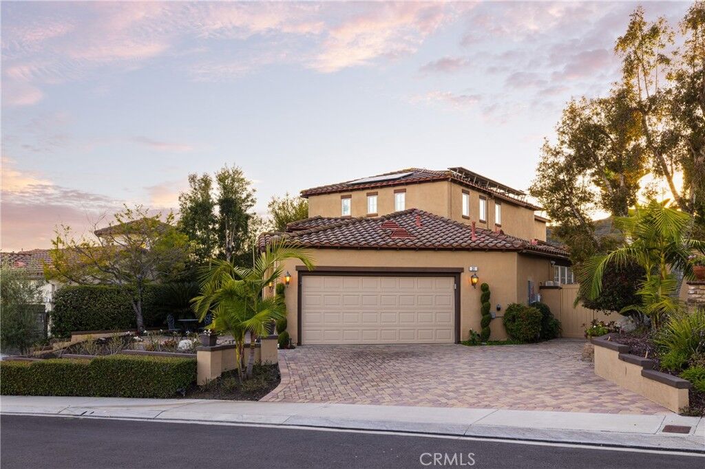 Property Photo:  31 Constellation Way  CA 92679 