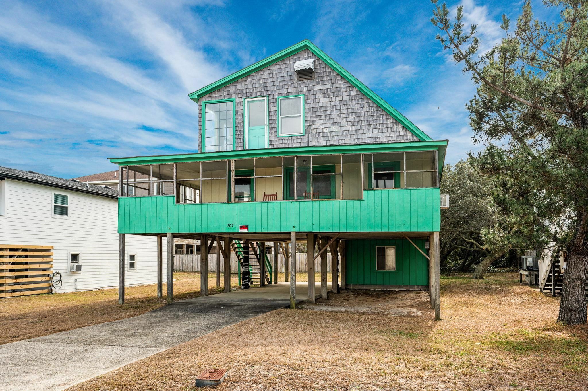 Property Photo: 207 E Bonnett Street NC 27959
