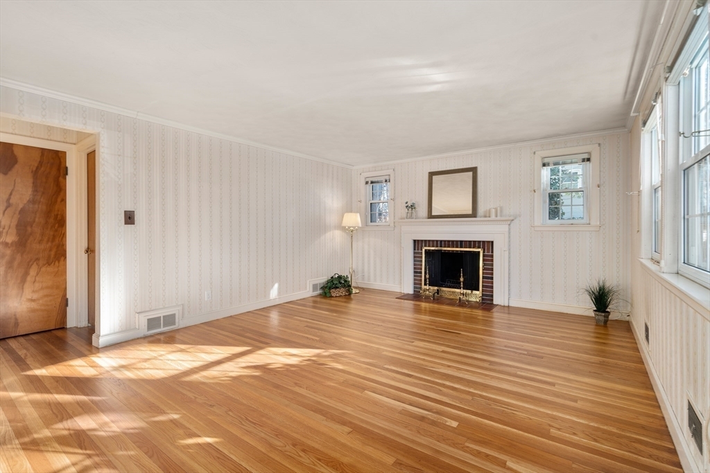 Property Photo:  27 Sunset Drive  MA 01701 