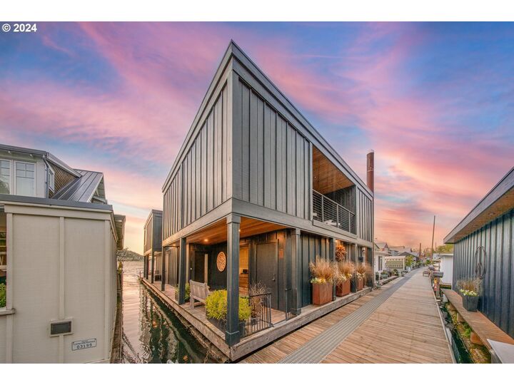 6901 SE Oaks Park Way 6  Portland OR 97202 photo