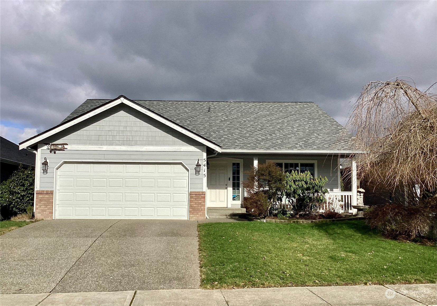 Property Photo:  5415 209th Street E  WA 98387 