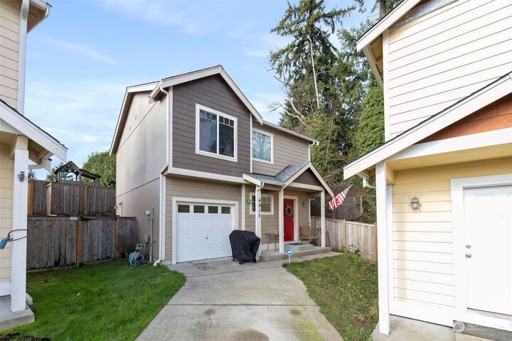 Property Photo:  4915 Bowwood Circle NE  WA 98310 