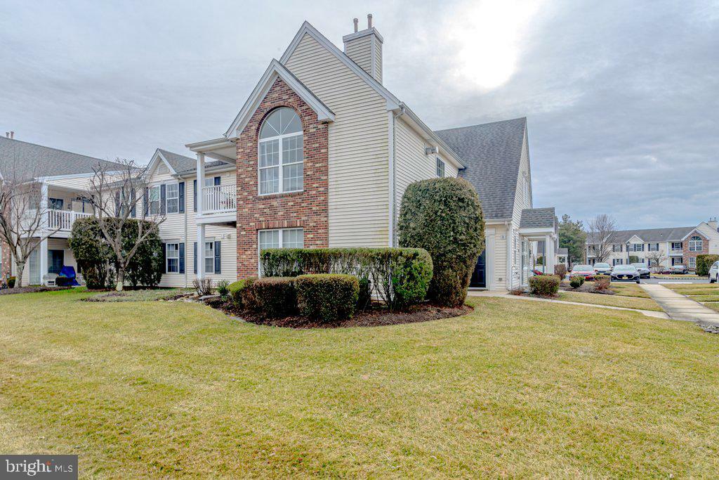 Property Photo:  1608 Staghorn Drive B  NJ 08054 