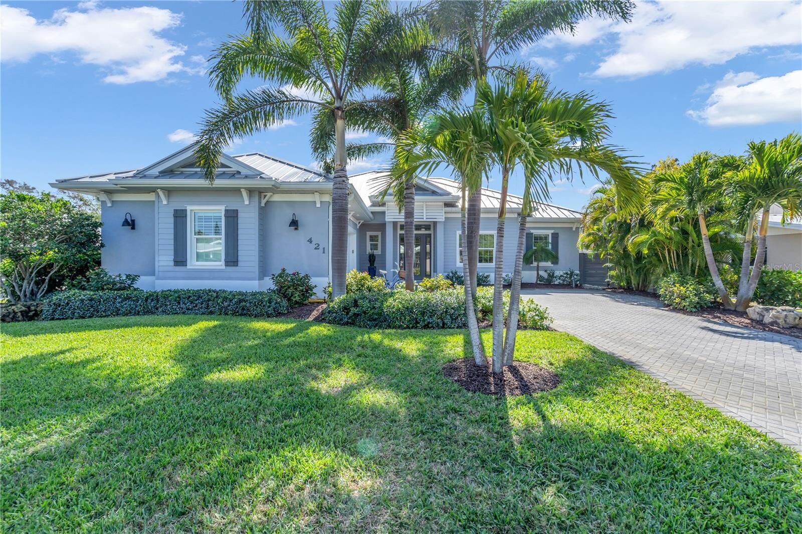 Property Photo:  421 Baynard Drive  FL 34285 