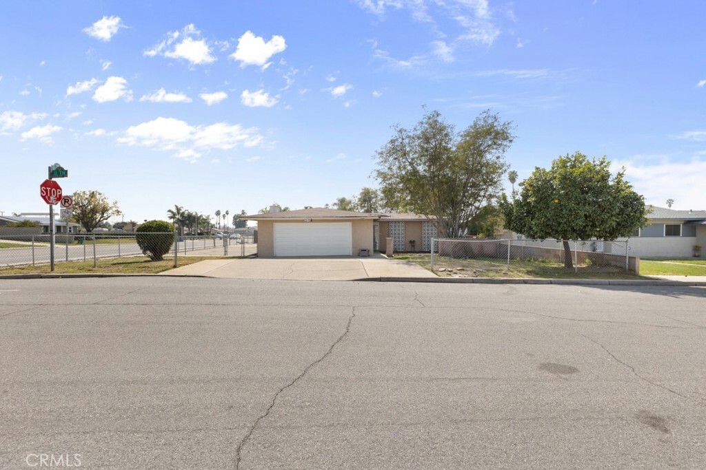 Property Photo:  7424 Palm Ave  CA 92346 