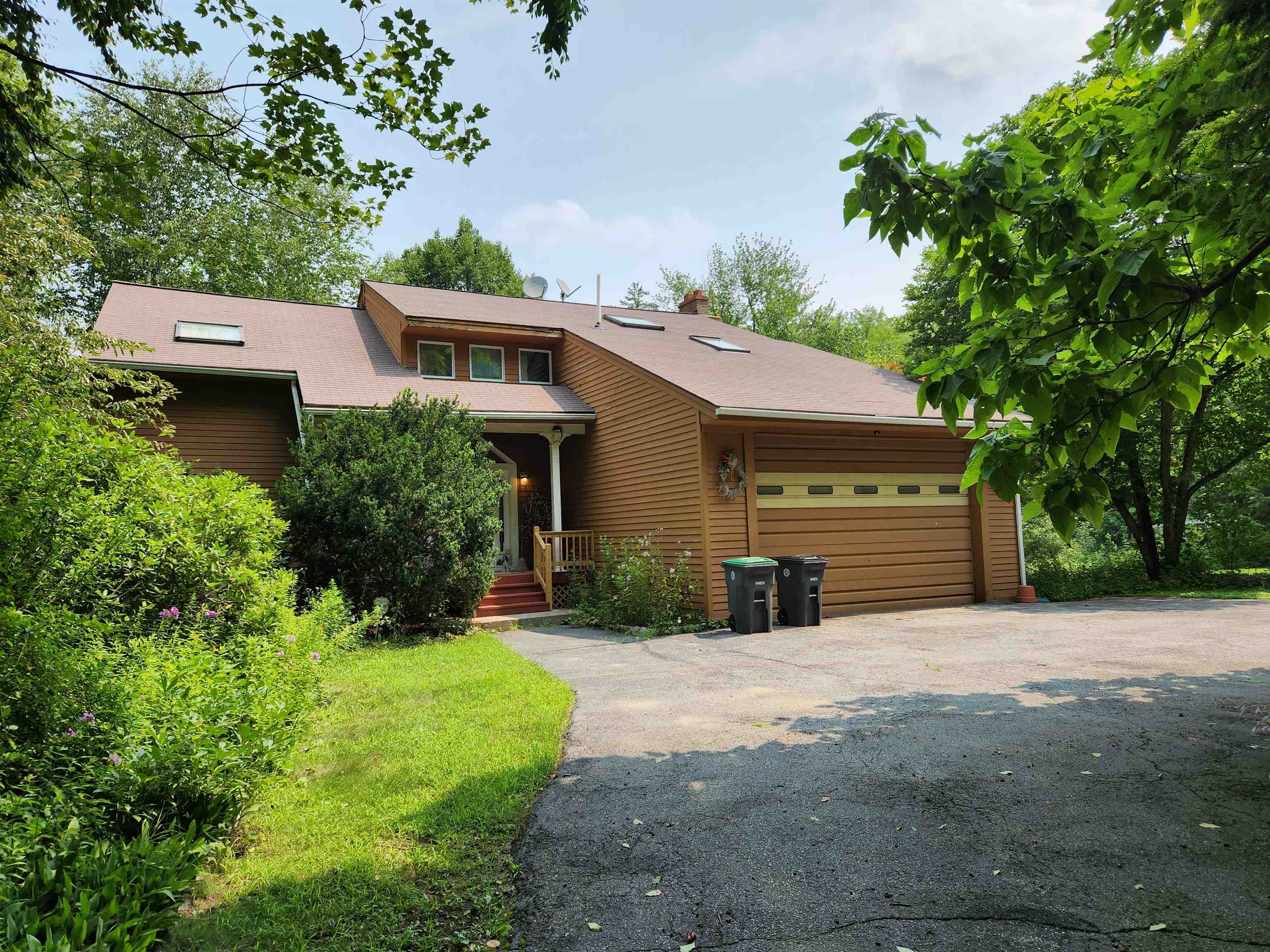 Property Photo: 15 Casey Drive NH 03106